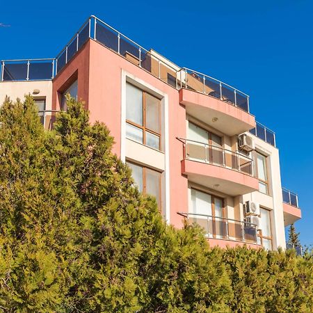 Fantasy Apartments Saint Constantine And Helena Resort セインツ・コンスタンティン＆ヘレナ エクステリア 写真