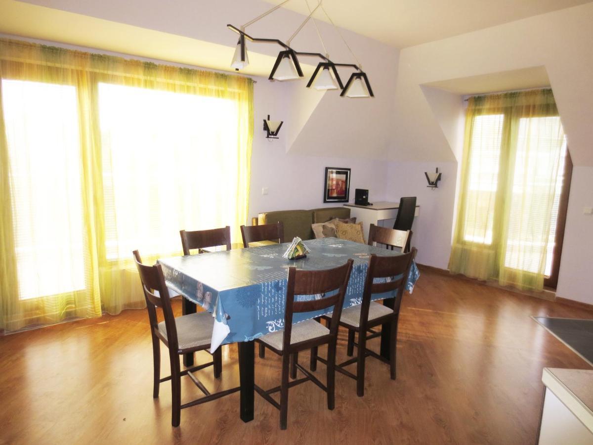 Fantasy Apartments Saint Constantine And Helena Resort セインツ・コンスタンティン＆ヘレナ エクステリア 写真